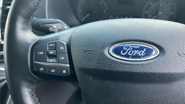 Ford Transit Custom 280 L1 Diesel Fwd 2.0 EcoBlue 130ps Low Roof Limited Van